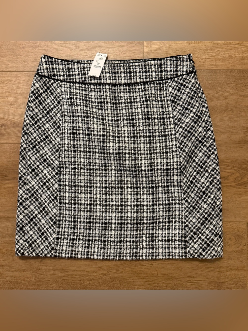 NWT White House Black Market WHBM Women’s Black & White Tweed Pencil Skirt S. 10